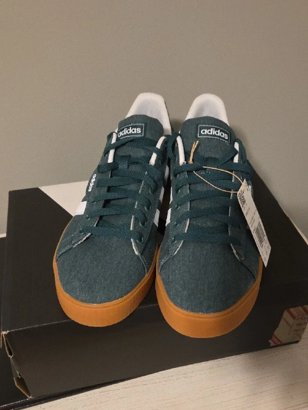 adidas low profile